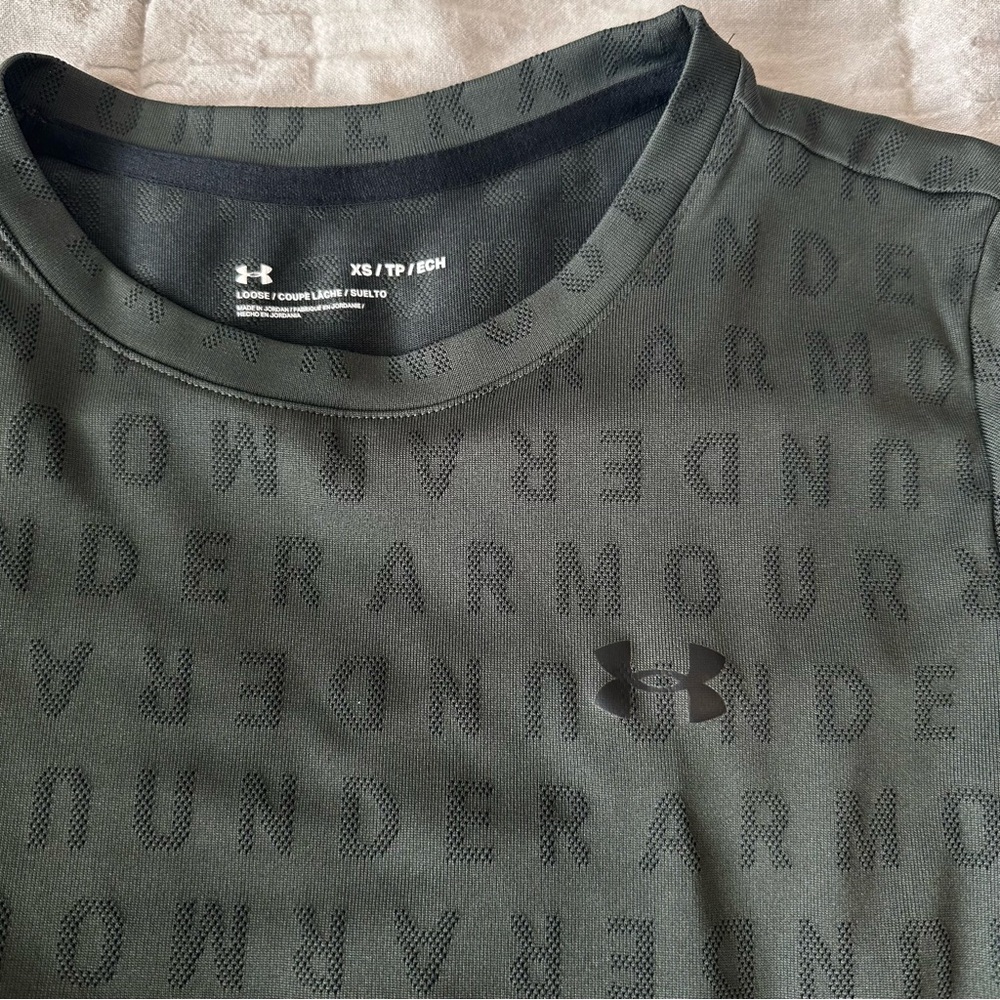 Under Armour Women's UA Velocity Wordmark Short Sleeve